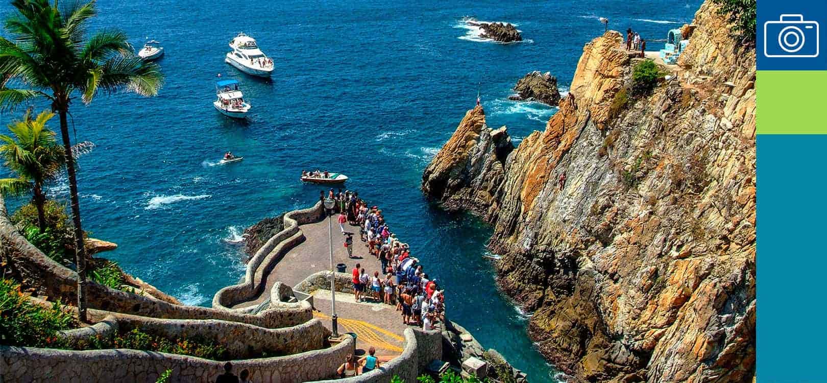 isla de la roqueta acapulco guerrero mexico costaline